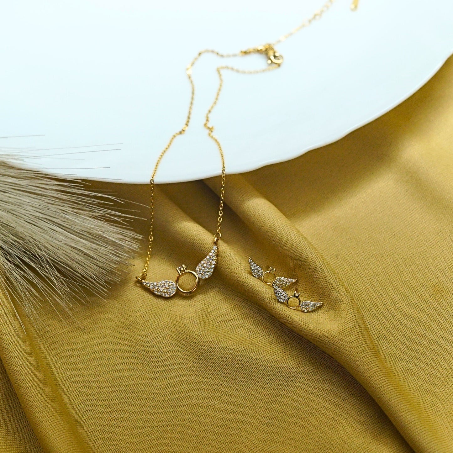 Angle Wings Pendant With Earrings