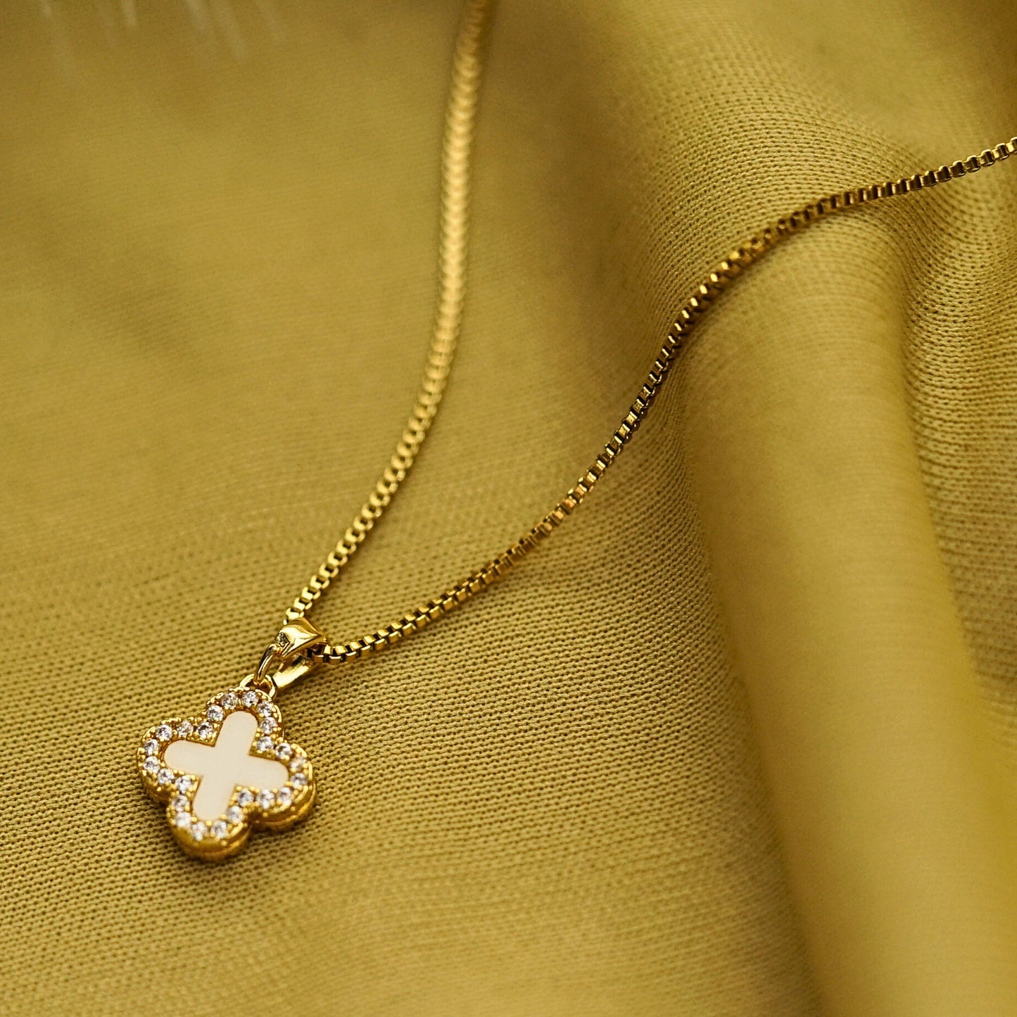 Four Leaf Clover Pendant