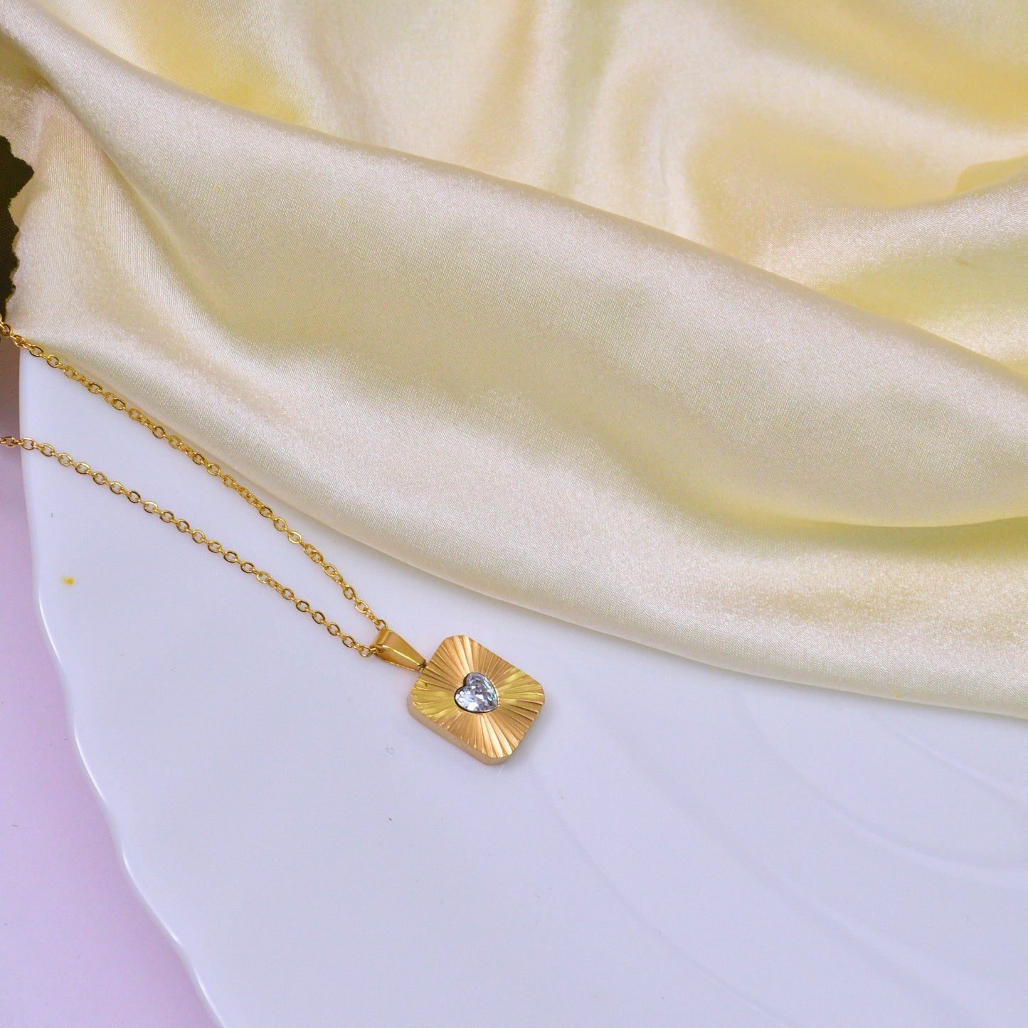 Aurora Square Pendant