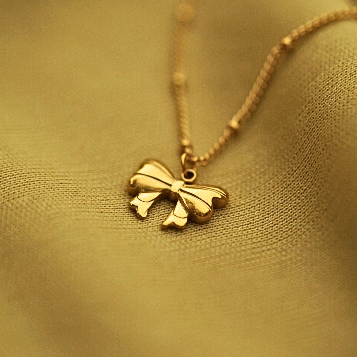 Charm Bow Knot Pendant