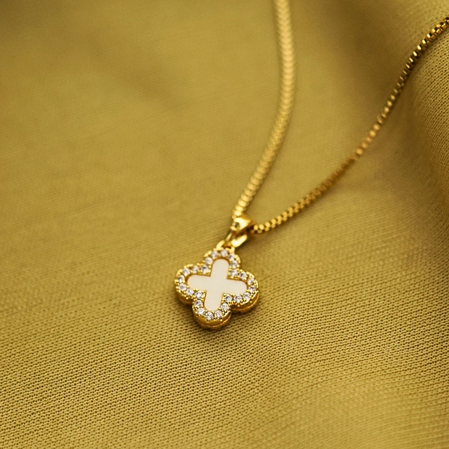 Four Leaf Clover Pendant