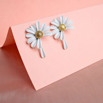 Oxeye Daisy Earrings