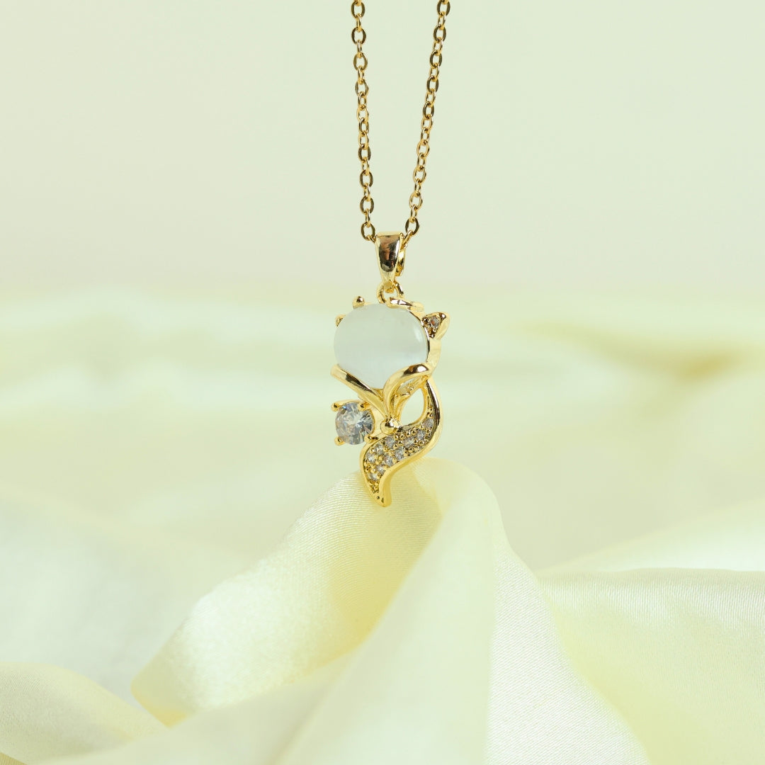 Cat Look Zircon Pendant